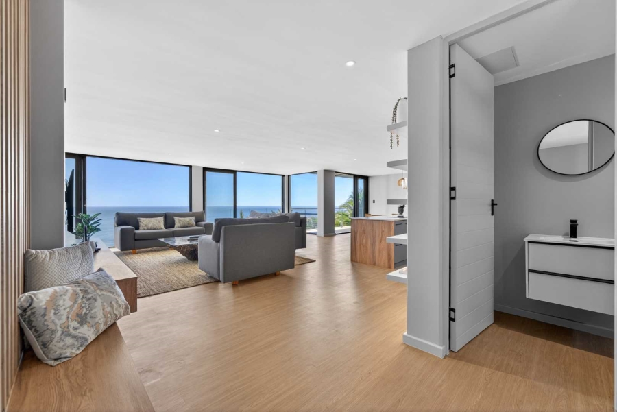 7 Bedroom Property for Sale in Camps Bay Western Cape